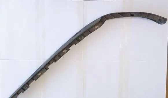 Opel Zafira B Front bumper lip 13247303