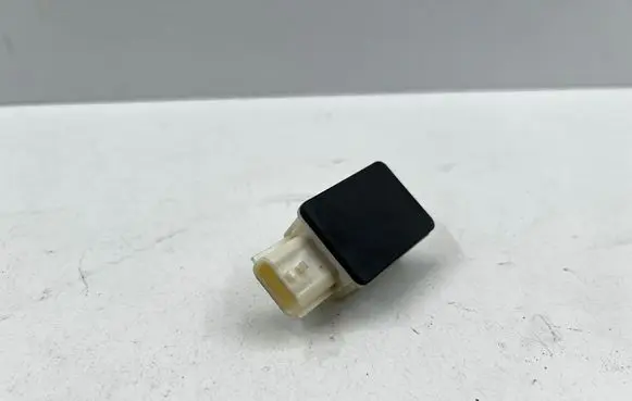 Renault Scenic III - Grand scenic III Airbag deployment crash/impact sensor 988800002R 09345CS400618