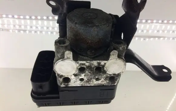 Toyota RAV 4 (XA20) ABS Pump 4451042080 8954142050 1338000020