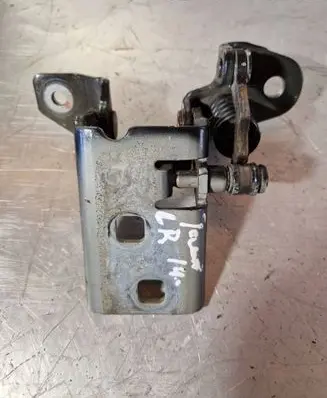 Chrysler Town u0026 Country V Front door hinge set 878AE