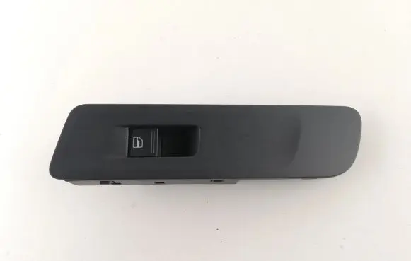 Volkswagen Tiguan Electric window control switch 5N1867256A KL1357