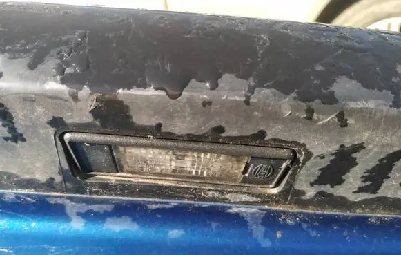 Peugeot 607 Number plate light