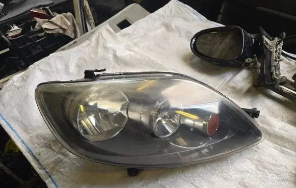 Volkswagen Golf Plus Headlight/headlamp 4411198R 4411188