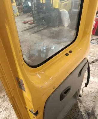 Opel Vivaro Back/rear loading door 