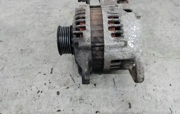 Nissan Almera N16 Generator/alternator 
