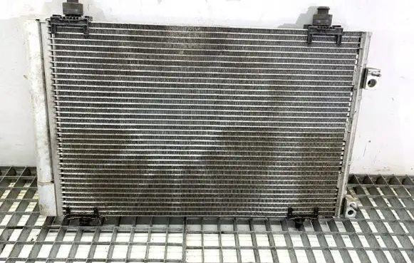 Citroen C4 II Coolant radiator 9682531580