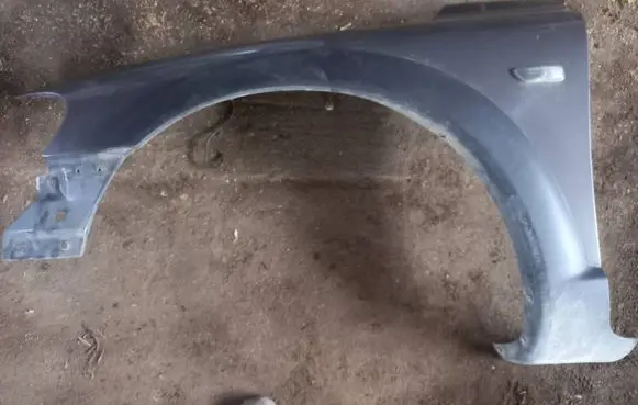 Volvo XC70 Fender