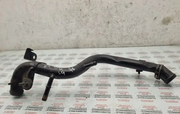 Audi A4 S4 B6 8E 8H Engine coolant pipe/hose 038121071R