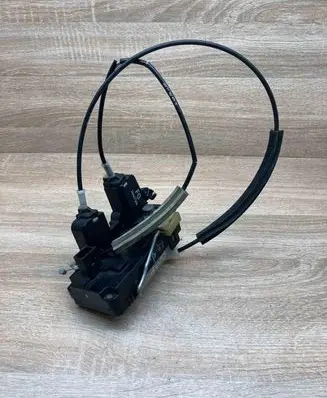 Opel Signum Rear door lock 24447346