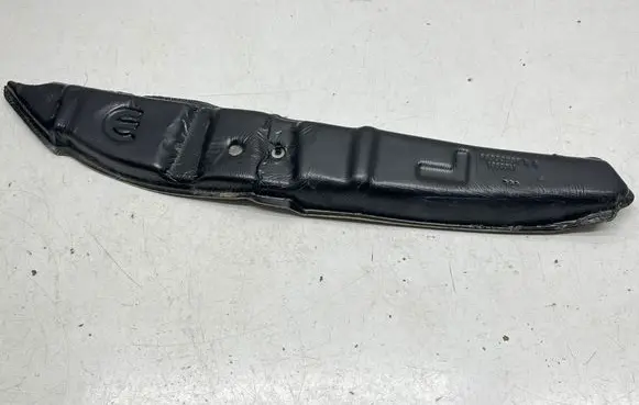 Jeep Grand Cherokee WL Fender foam support/seal 68360887AA