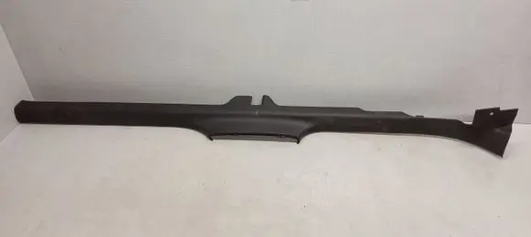 Volkswagen Polo IV 9N3 Other sill/pillar trim element 6Q4853371