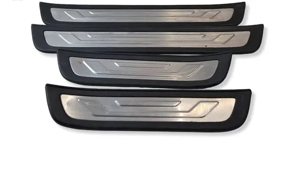 KIA Sorento sill trim set (inner) 858952P100 858852P100 858812P100