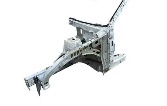 Ford Explorer VI Front quarter panel 