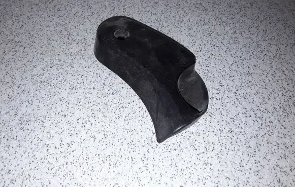 BMW 3 E46 Engine bonnet (hood) release handle 8223163
