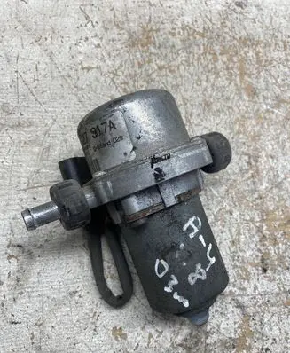 Audi A4 S4 B6 8E 8H Secondary air pump 8E0927317A