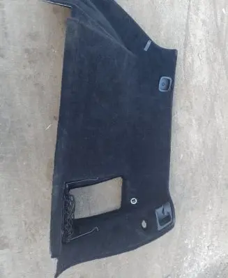 Mercedes-Benz GLE (W166 - C292) Trunk/boot lower side trim panel 