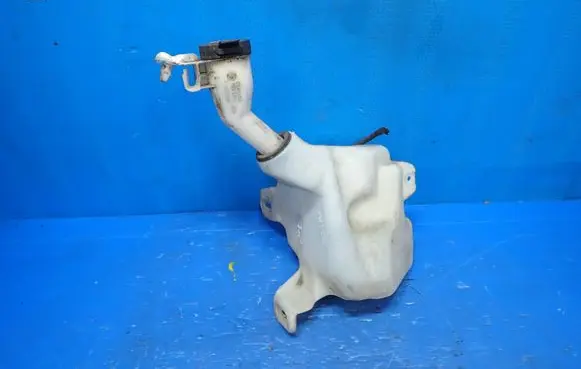 Opel Adam Windshield washer fluid reservoir/tank 13354364 13354365
