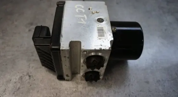 Volkswagen PASSAT CC ABS Pump 3C0614109P