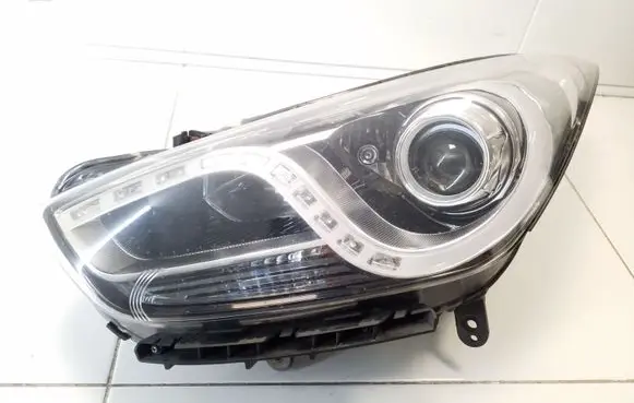 Hyundai i40 Headlight/headlamp 3Z92101700 921013ZXXX