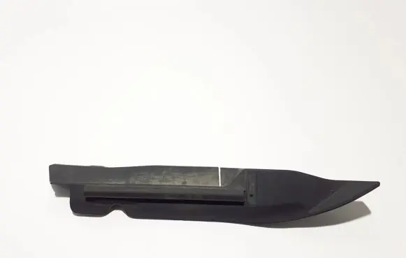 Engine bonnet/hood lock trim molding