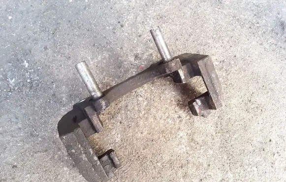 Opel Meriva B Front Brake Caliper Pad/Carrier NOCODE