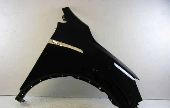 Renault Kadjar Fender 631006635R