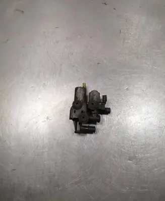 BMW X3 E83 Coolant heater control valve 64118369807 1147412149