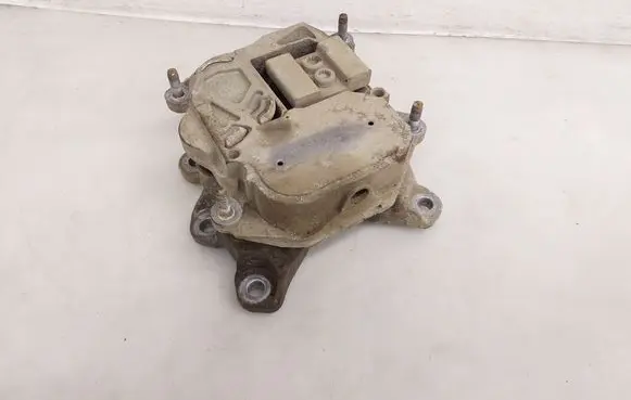 Audi A6 Allroad C7 Gearbox mount 4M0399153L