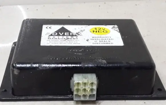 Opel Frontera B Charging relay 