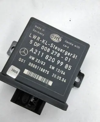 Mercedes-Benz E W211 Light module LCM A2118209985