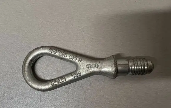 Towing hook eye