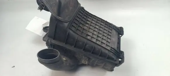 Maserati Quattroporte Air filter box cover 