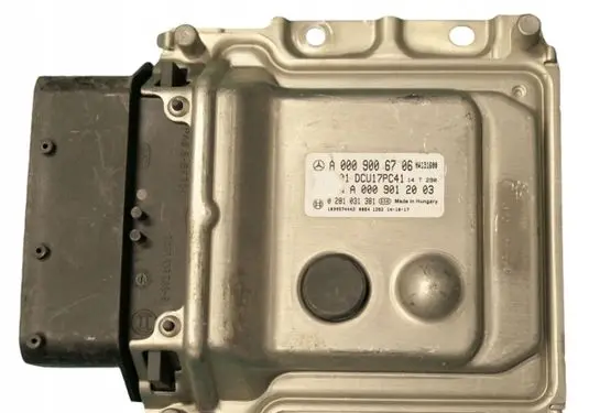 Mercedes-Benz C W205 Engine control unit/module 0281031381