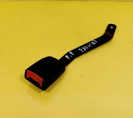 Volkswagen PASSAT B3 Front seatbelt buckle 357857756