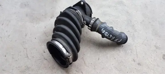 Ford Focus Turbo air intake inlet pipe/hose 