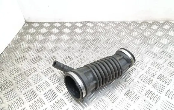 Opel Signum Air intake hose/pipe 55556520