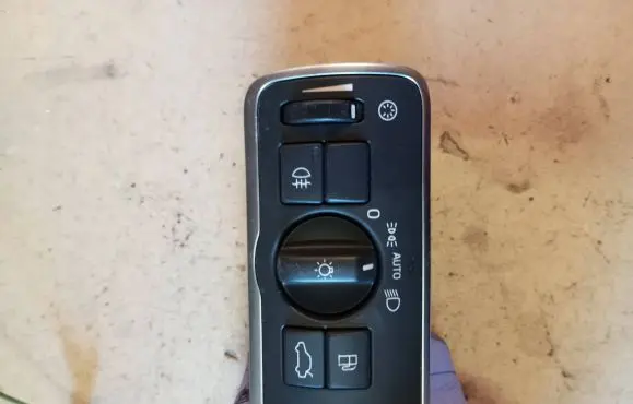 Volvo V60 Light switch 30739448 10096701 150602B