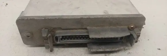 Volkswagen Transporter - Caravelle T4 Engine control unit/module