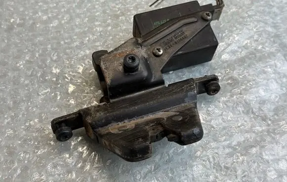BMW 5 E39 Tailgate/trunk/boot lock/catch/latch 8236897 51248236897 8377569