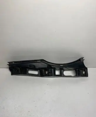 Volkswagen PASSAT B6 Front bumper mounting bracket 3C0807889