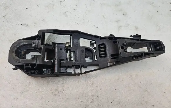 Peugeot 508 II Rear door exterior handle/bracket 9686433780
