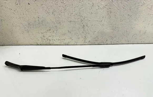 Volkswagen Transporter - Caravelle T6 Front wiper blade arm 7E1955410D