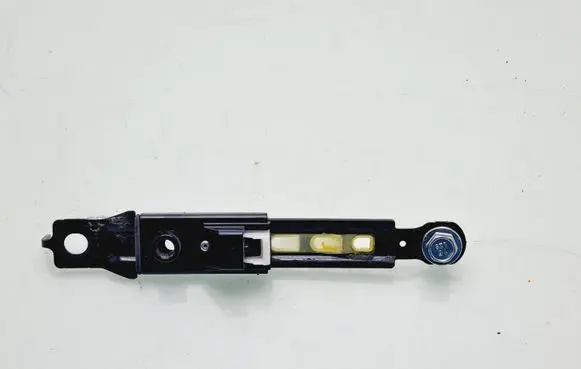 KIA Sorento Seat belt height adjuster 