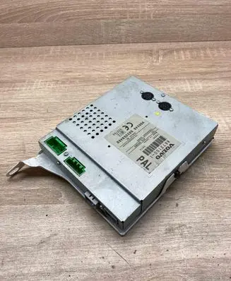 Volvo V70 GPS navigation control unit/module 8673100 50205046D