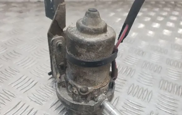 Mercedes-Benz ML W163 Vacuum pump 86221300 A0004351401