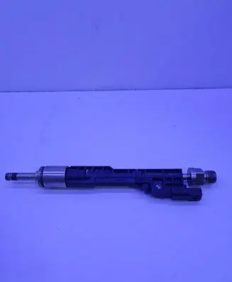 BMW X5 F15 Fuel injector 13647639994 10213541