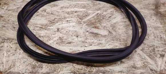 KIA Stinger Trunk rubber seal (body) 
