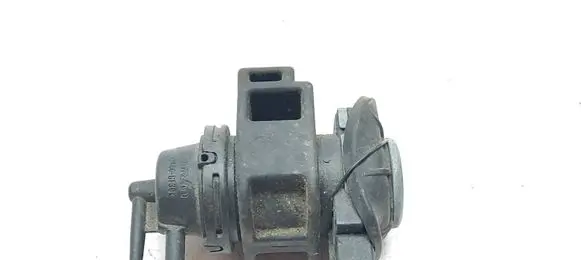 Renault Koleos I Turbo solenoid valve