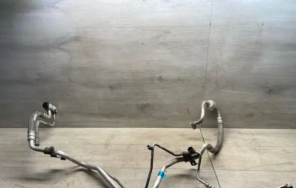 KIA Sportage Air conditioning (A/C) pipe/hose 977753U000