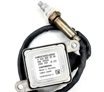 Mercedes-Benz GLK (X204) Lambda probe sensor A0009053506